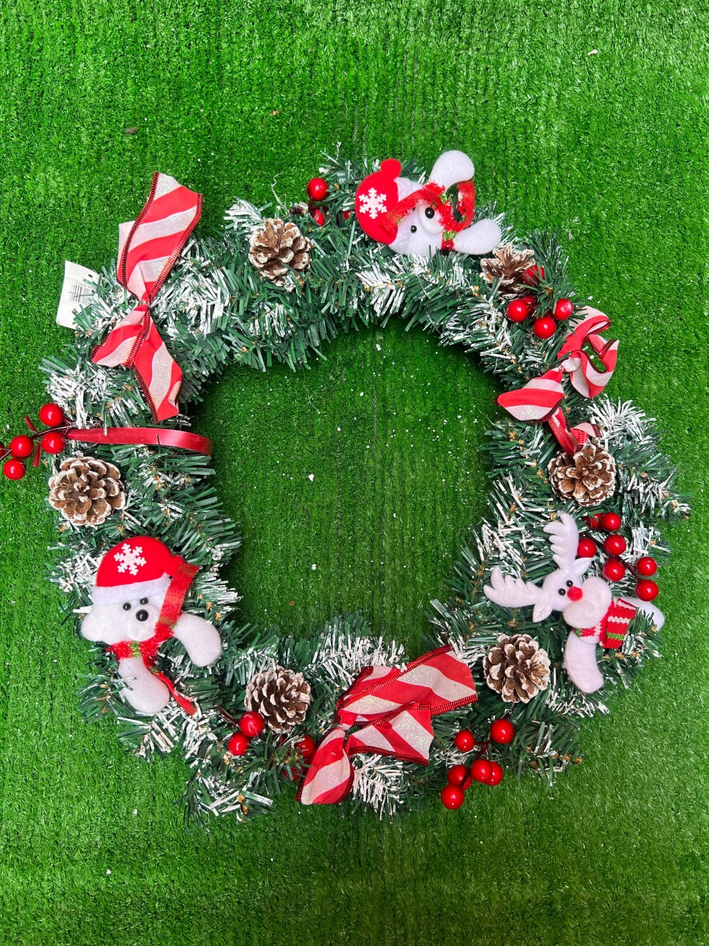 Character christmas welcome door rings / grave wreath